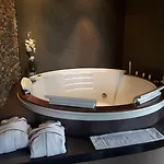 Le Domaine Des Lys 4*