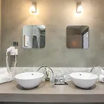 Le Domaine Des Lys 4* アンスニ