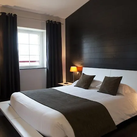 Le Domaine Des Lys 4*