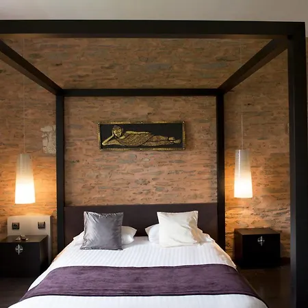 Otel Le Domaine Des Lys