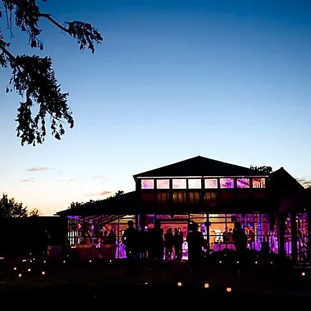 Le Domaine Des Lys 호텔