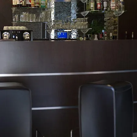 Otel Le Domaine Des Lys