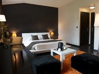 Le Domaine Des Lys 4* アンスニ