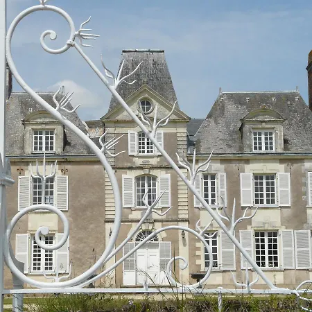 Otel Le Domaine Des Lys 4*