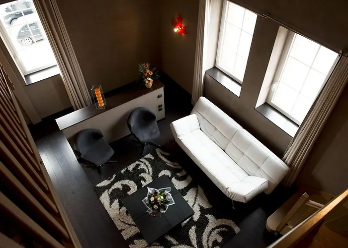 Le Domaine Des Lys Hotel 4*