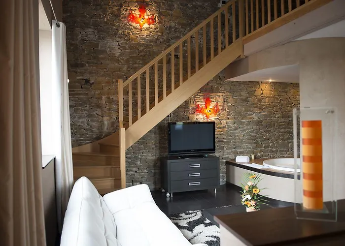 Le Domaine Des Lys 앙세니스