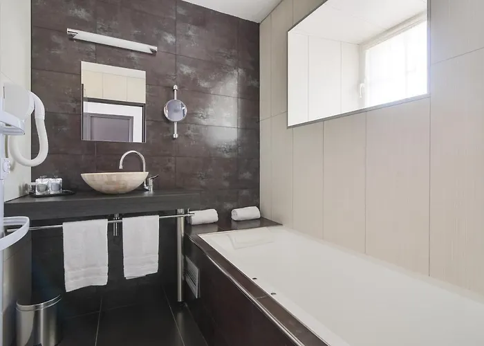 Le Domaine Des Lys 호텔