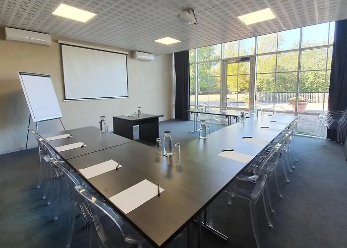 Hotel Le Domaine Des Lys Ancenis